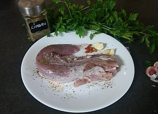 Muschiulet fraged de porc tras in unt. Reteta rapida!