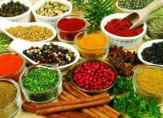 Mirodenii si condimente. Reteta de pui oriental Baharat!