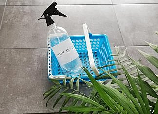 Marea Debarasare. Mă provoc, îmi eliberez casa de junk-uri! Te bagi?